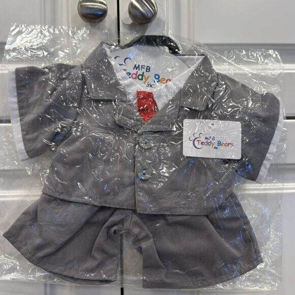 Teddy Bear Grey Suit with red tie & suit case. By MFB Teddy Bears Inc. NWT - Picture 7 of 7